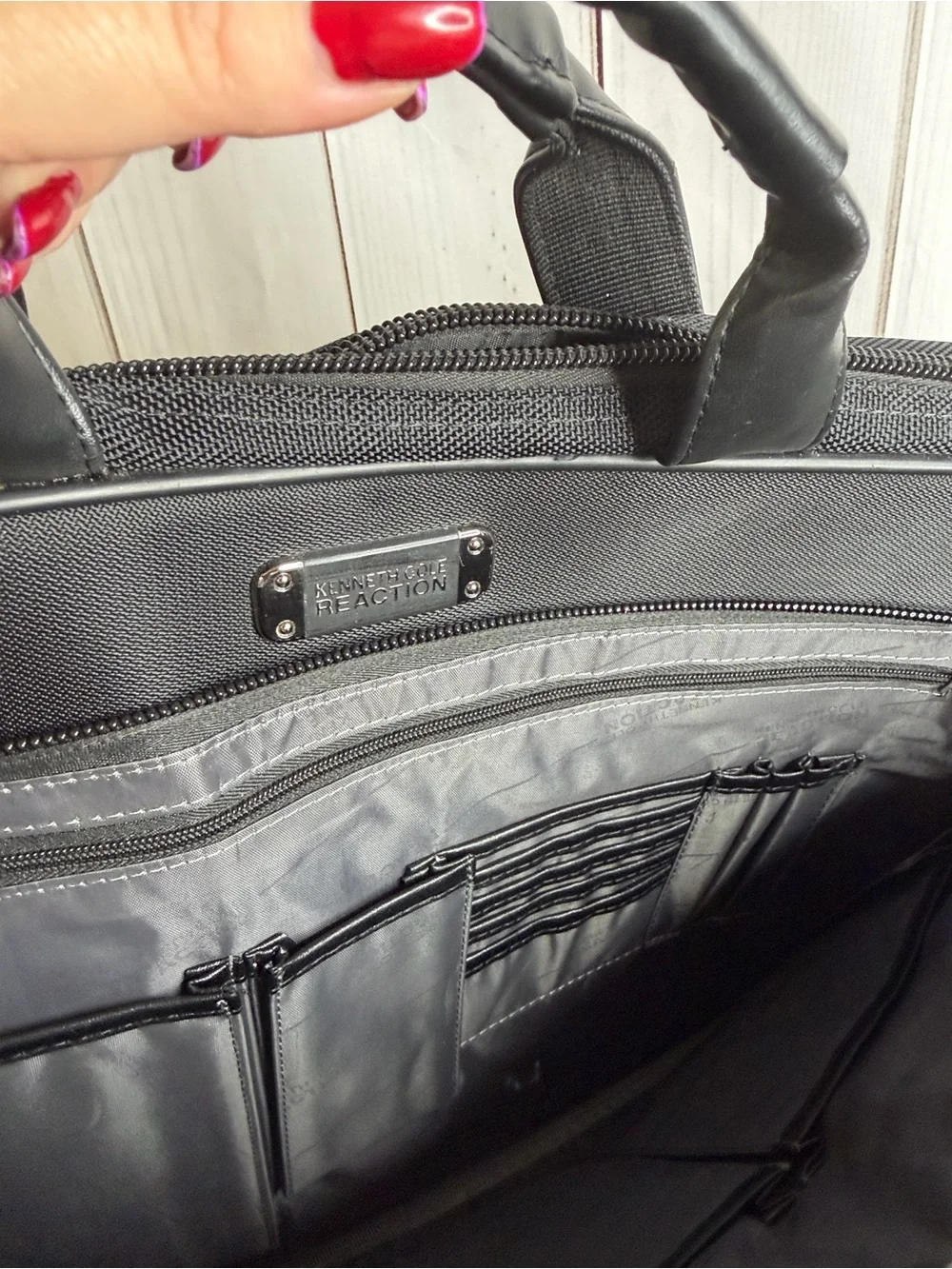 Kenneth Cole Black Business Briefcase with Shoulder Strap R-Tech
